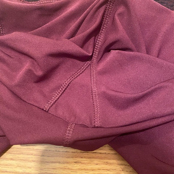 Burgundy Leggings with mesh - Picture 3 of 3